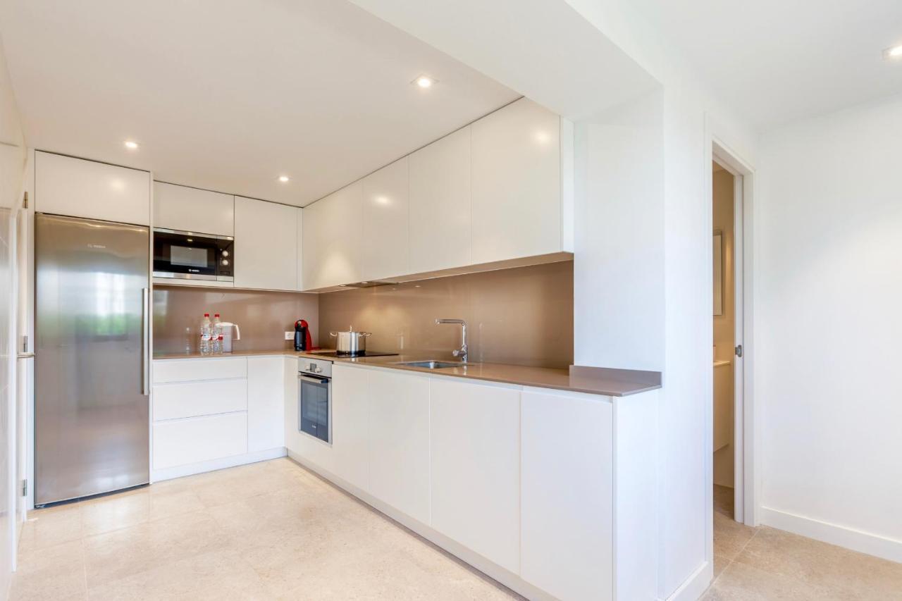 Beachfront Villa Socias Playa By Sealand Villas Плая де Муро Екстериор снимка